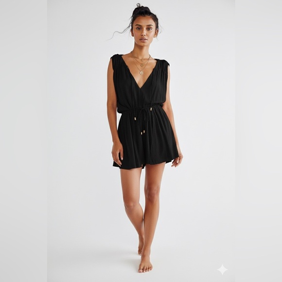 Free People Summer Bliss Romper in Noir / Black Sz. Medium - NWT - Picture 3 of 13
